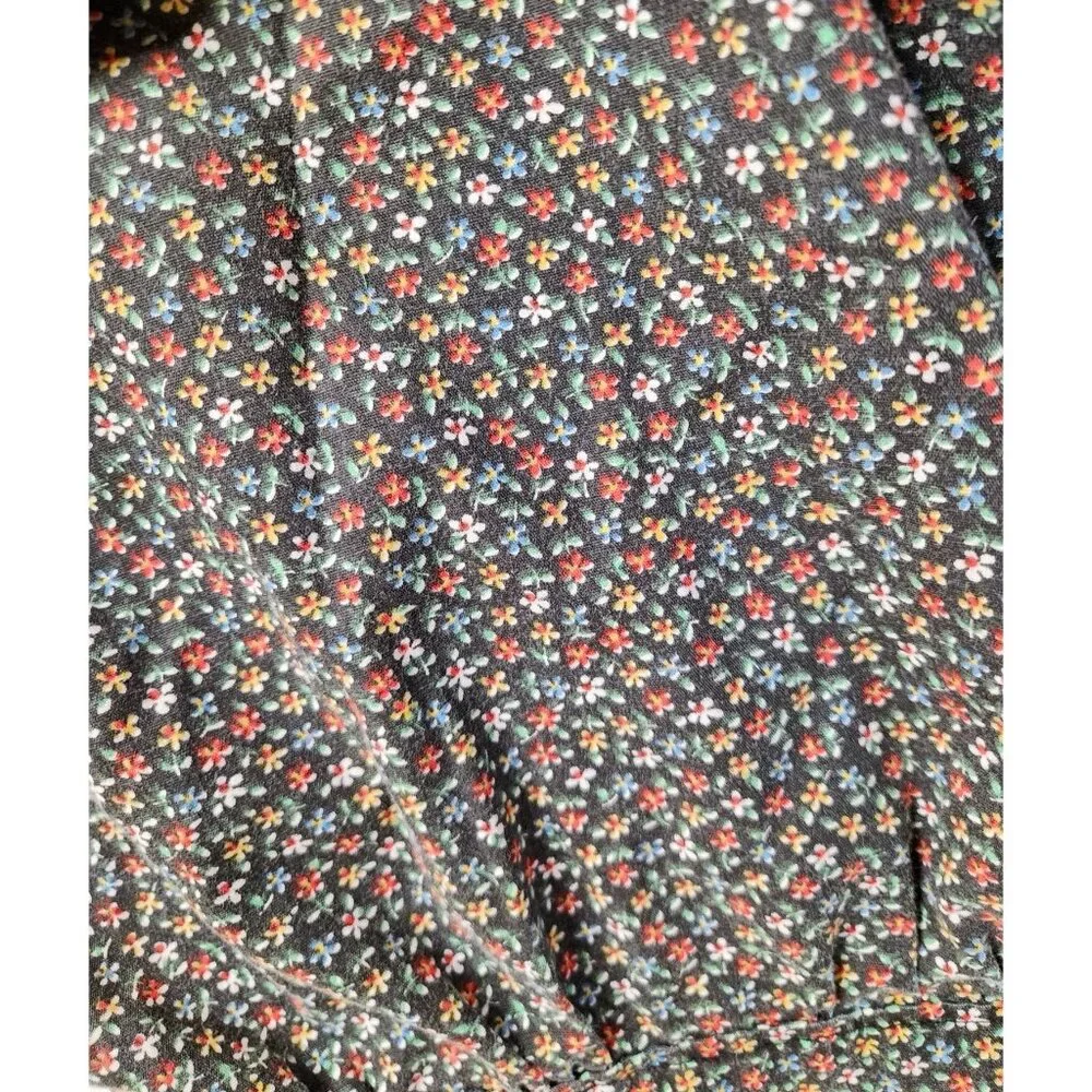 Apron Floral Pocket Rickrack Trim cottagecore grannycore Vtg country kitchen